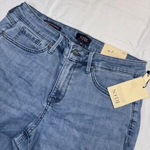 NWT  NYDJ Margot Girlfriend Jeans Kingston Size Petite 10 P Women's Pants